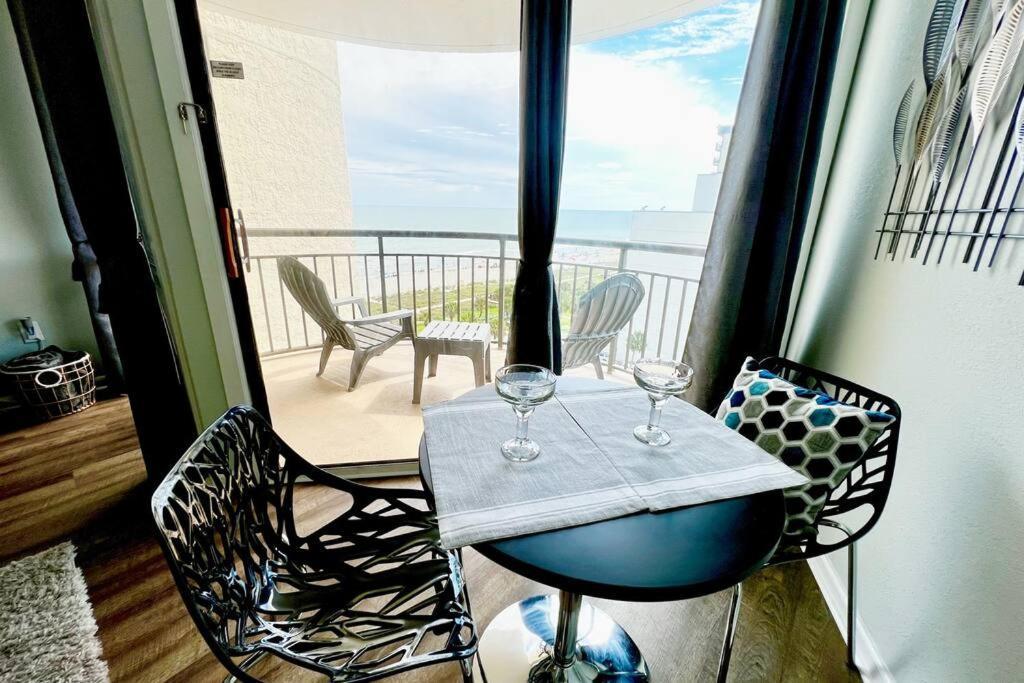 Ocean View Condo On The Beach! Myrtle Beach Esterno foto